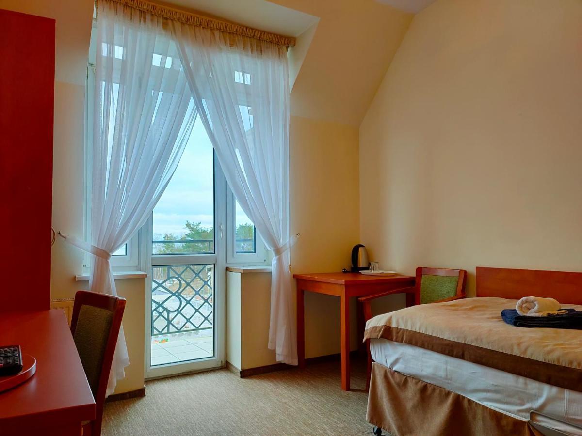 Bed and Breakfast Bursztyn Свиноуйсьце Экстерьер фото