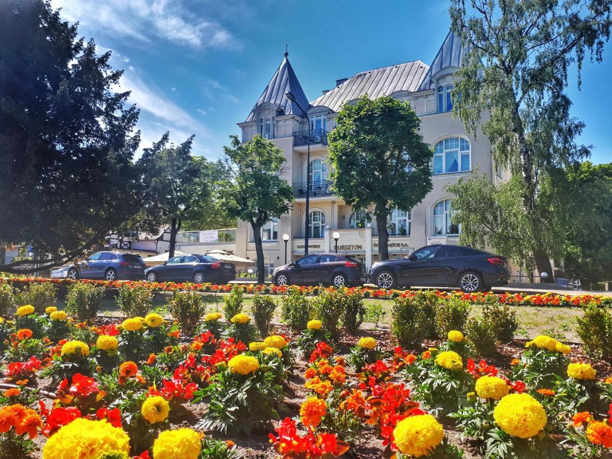 Bed and Breakfast Bursztyn Свиноуйсьце Экстерьер фото